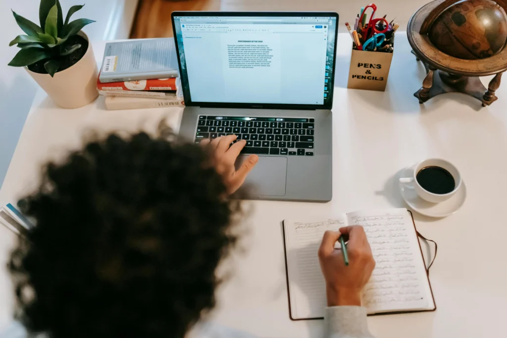 Writing a relevant proposal upwork image